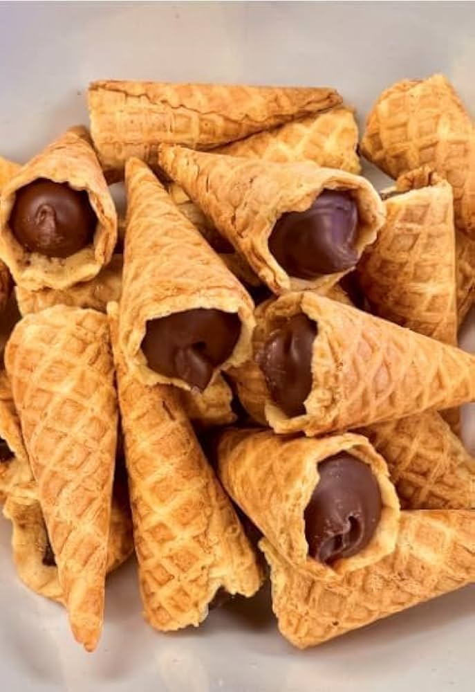 Chocconi Mini Milk Chocolate Wafer Cones 397g